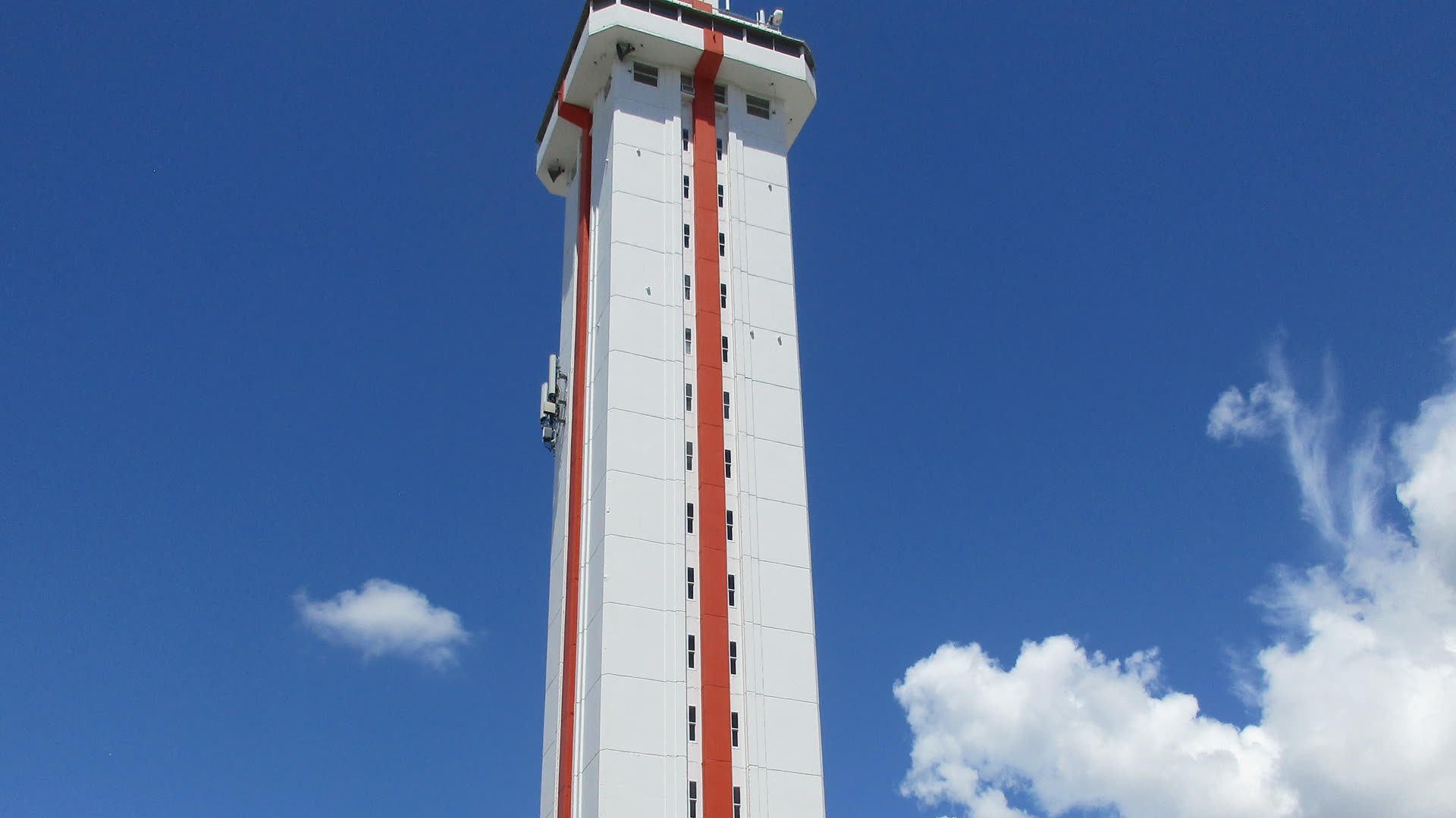 Clermont, Florida residential area with rolling hills